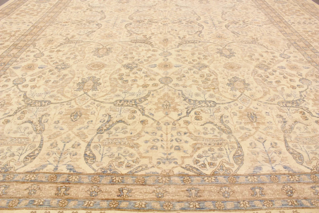 10'1x13'10 Haji Jalili Hand Knotted