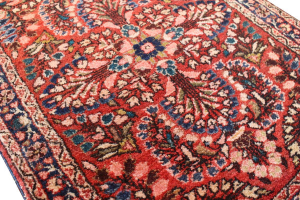 1'10"x2'7" Sarouk Hand Knotted