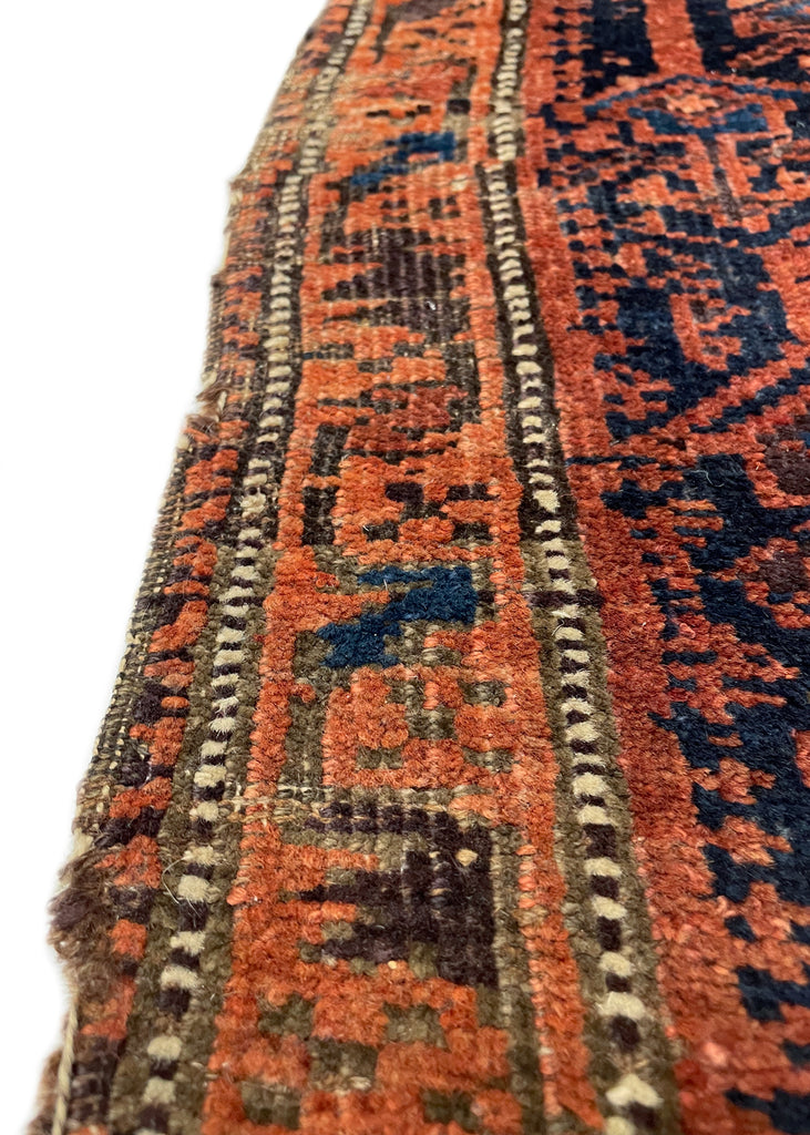 1'11"x1'11" Beluch Khordjin Hand Knotted