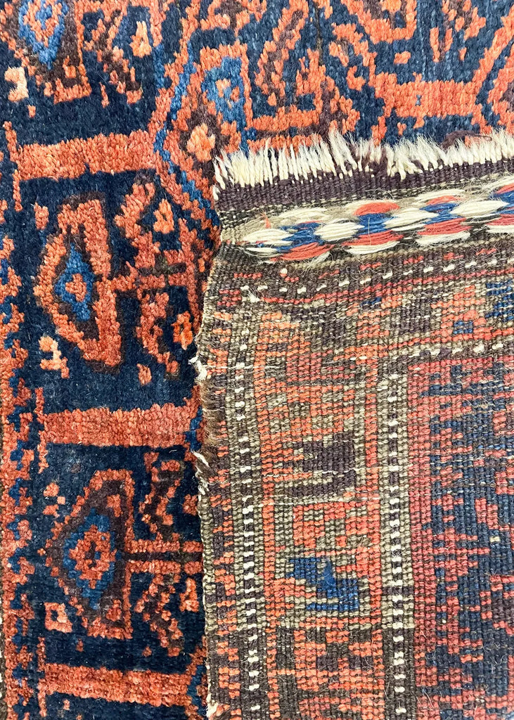 1'11"x1'11" Beluch Khordjin Hand Knotted