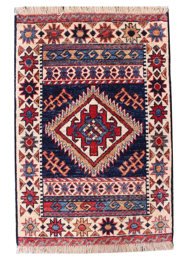1'11"x2'10" Tribal Bergama Hand Knotted