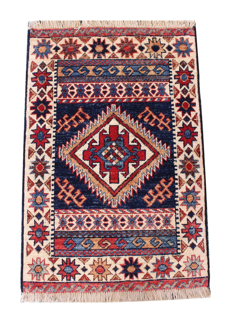 1'11"x2'10" Tribal Bergama Hand Knotted