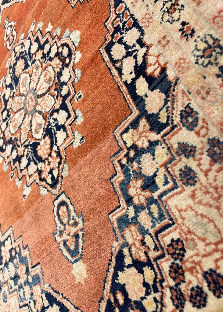 1'11"x2'6" Tabriz Hand Knotted