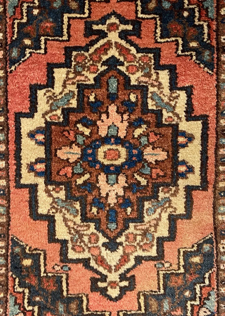 1'11"x2'7" Hamadan Hand Knotted