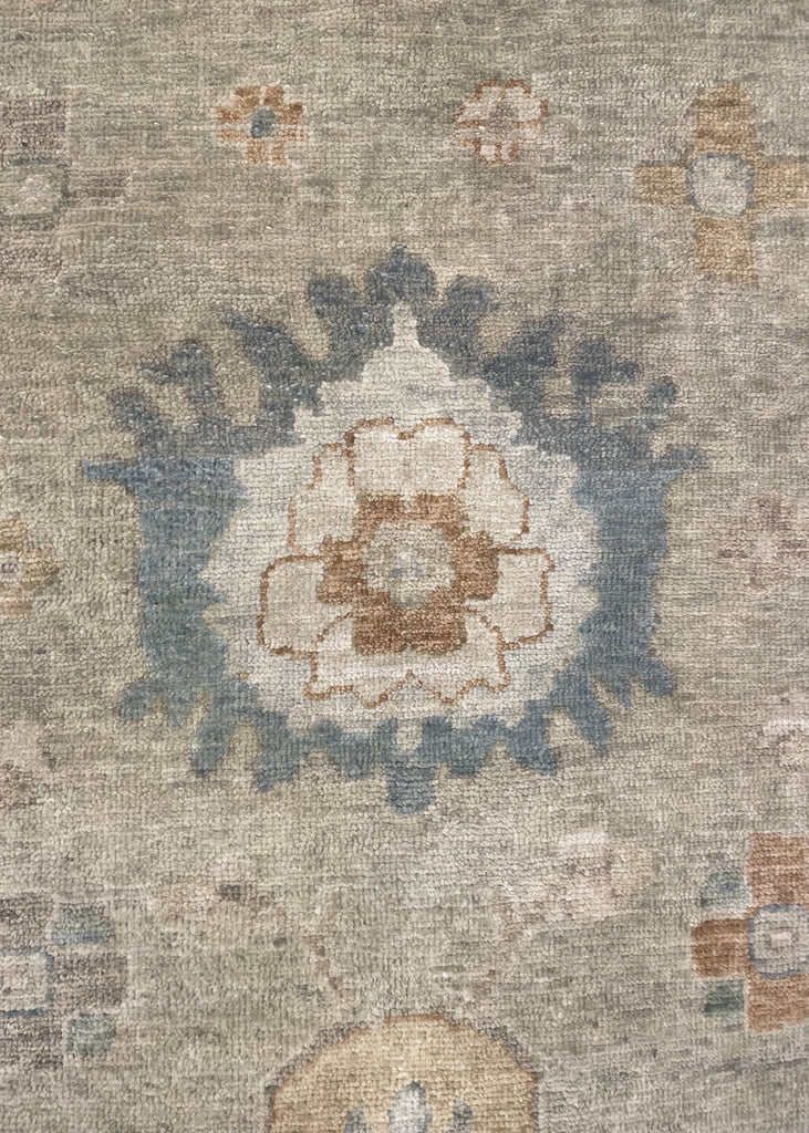 12'4"x15'3" Izmir Oushak Hand Knotted