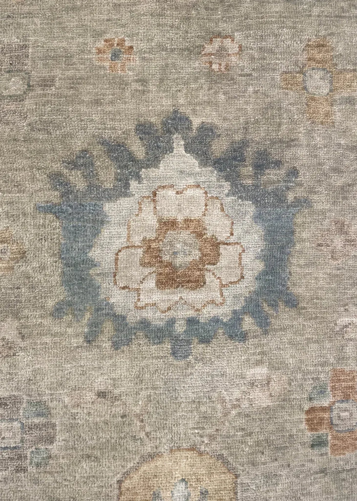 12'4"x15'3" Izmir Oushak Hand Knotted