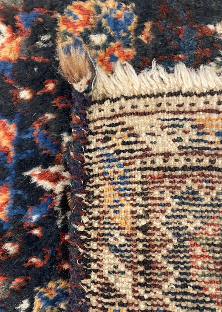 1'5"x1'10" Bakhtiari Hand Knotted