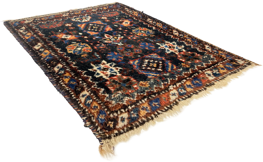 1'5"x1'10" Bakhtiari Hand Knotted