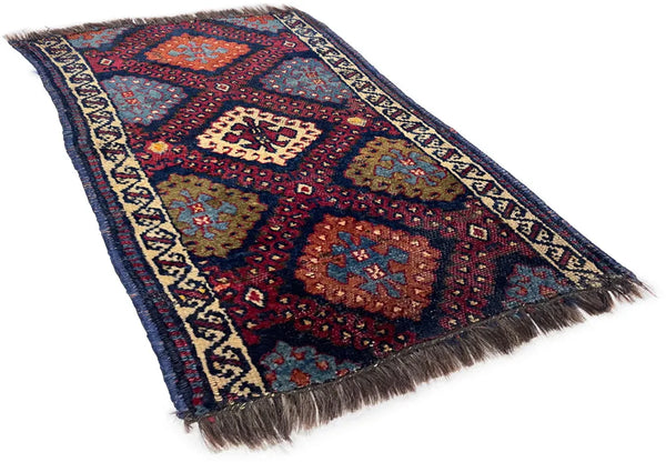 1'6"x2'6" Sarkisla Yastik Hand Knotted