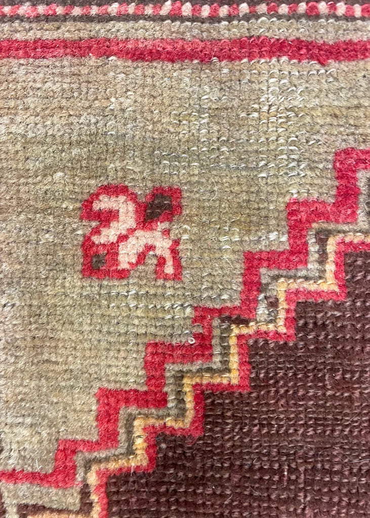 1'8"x3'2" Sivas Yastik Hand Knotted