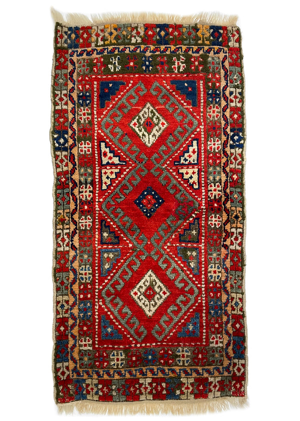 1'8"x3'4" Yastik Hand Knotted