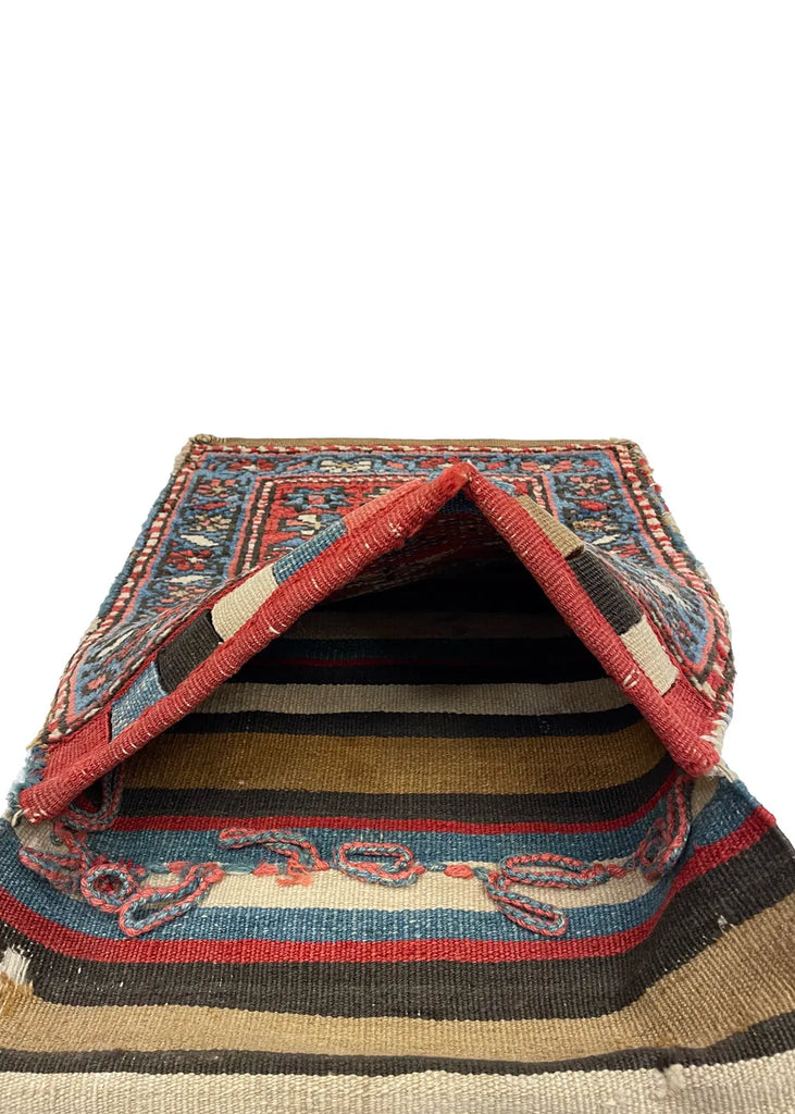 1'9"x2' Heriz Khorjin Hand Knotted