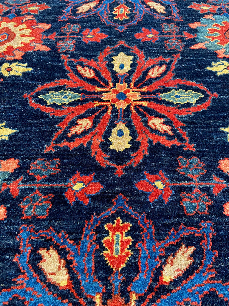 2'10"x2'11" Bijar Hand Knotted