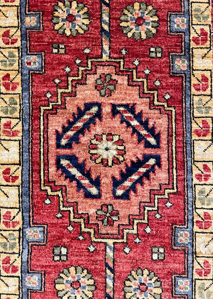 2'10"x5'11" Kolyai Hand Knotted