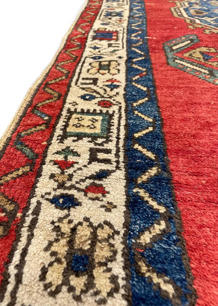 2'10"x7'10" Serab Hand Knotted