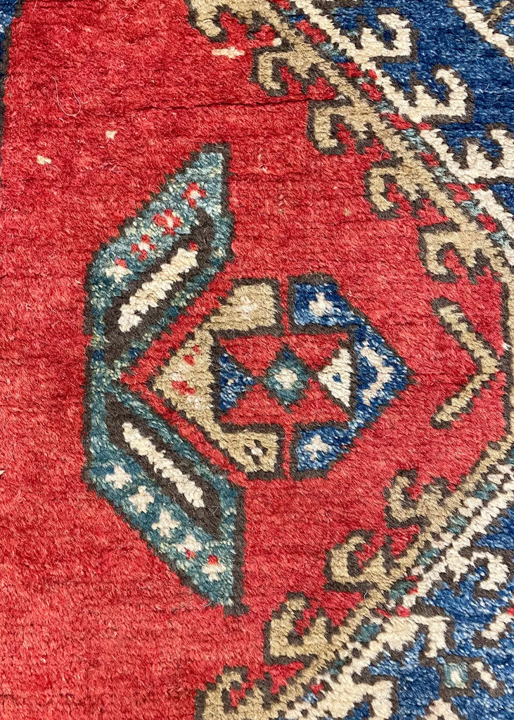 2'10"x7'10" Serab Hand Knotted