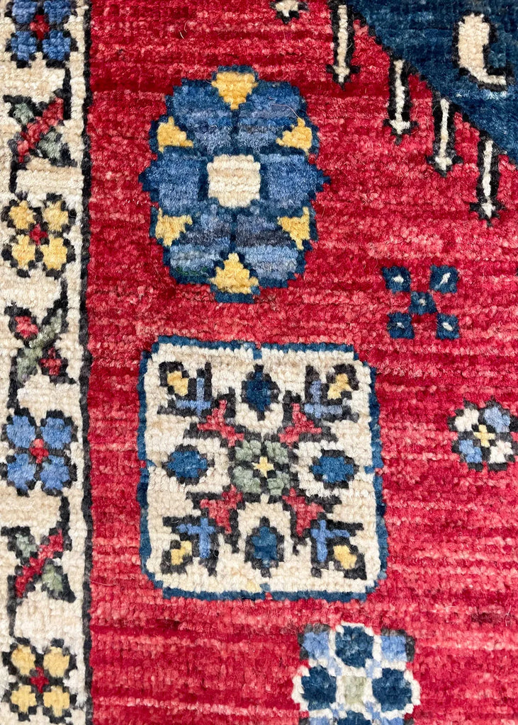 2'11"x8' Karaja Hand Knotted