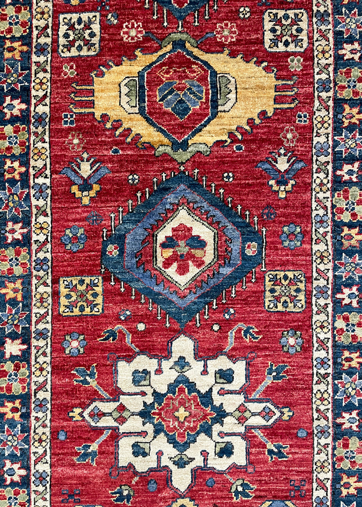 2'11"x9'10" Karaja Hand Knotted