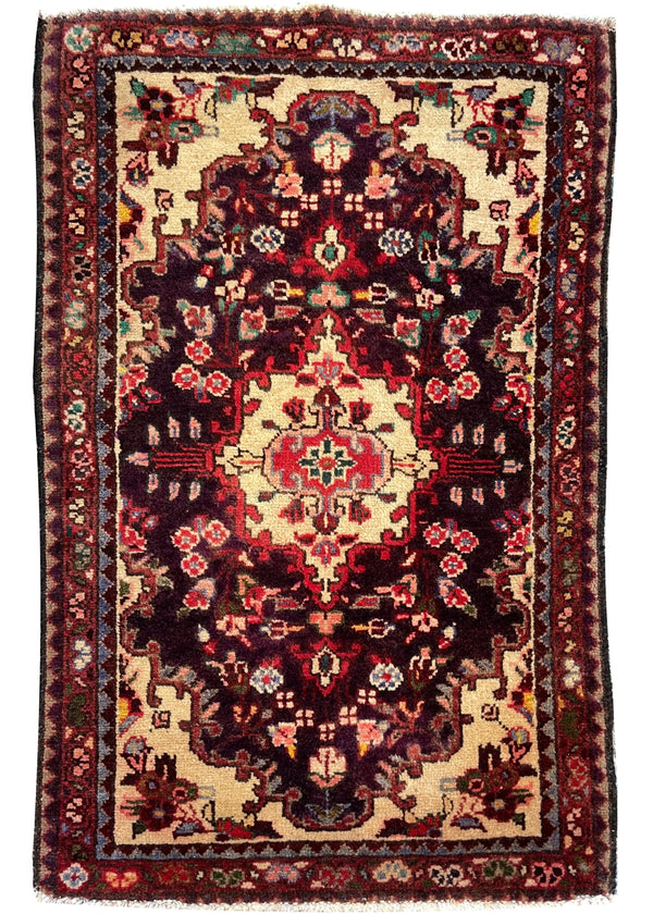 2'1"x3'3" Hamadan Hand Knotted