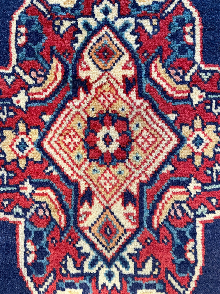 2'1"x4'2" Sarouk Hand Knotted