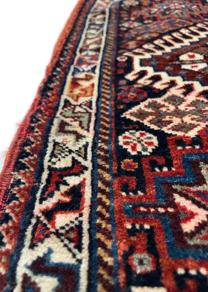 2'2"x2'4" Qashqai Khordjin Hand Knotted