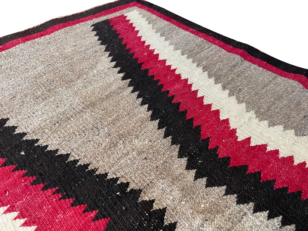 2'3"x3'5" Navajo Ganado Hand Woven