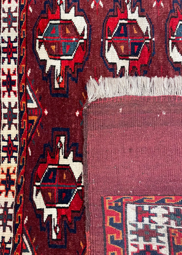 2'4"3'9" Yomud Juwal Hand Knotted