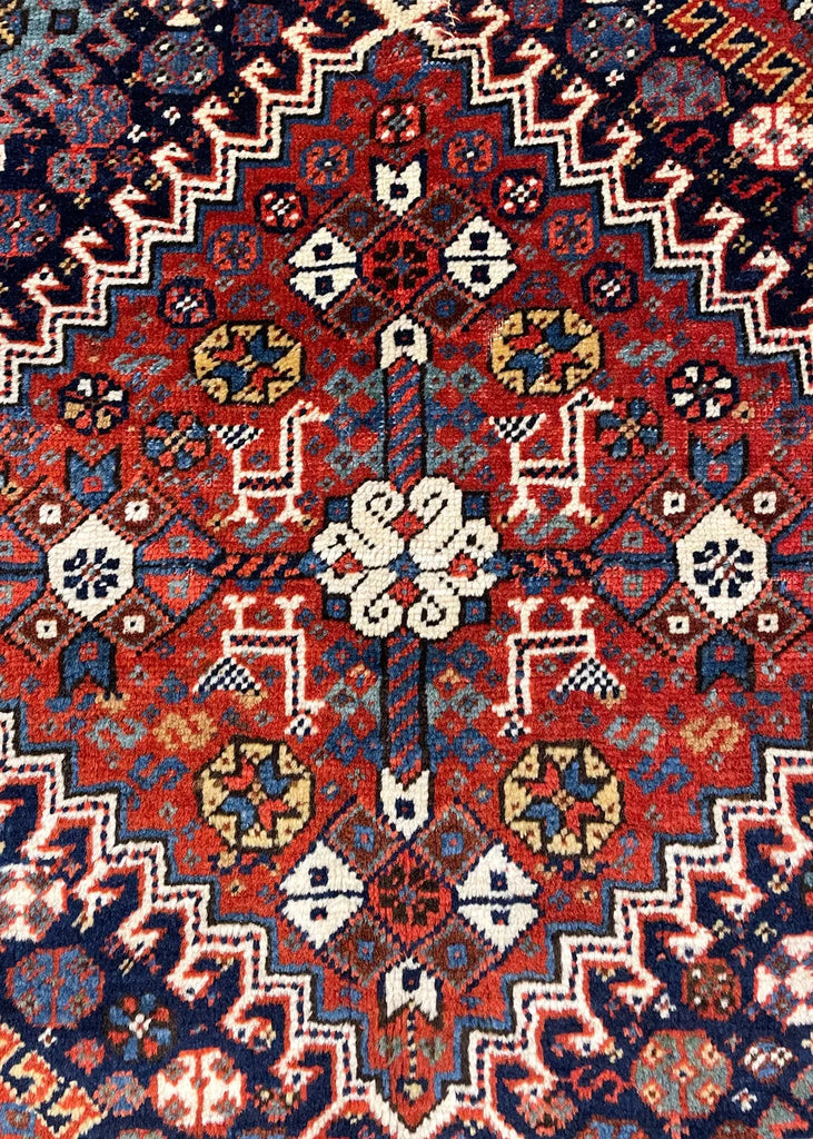 2'4"x2'5" Qashqai Khordjin Hand Knotted