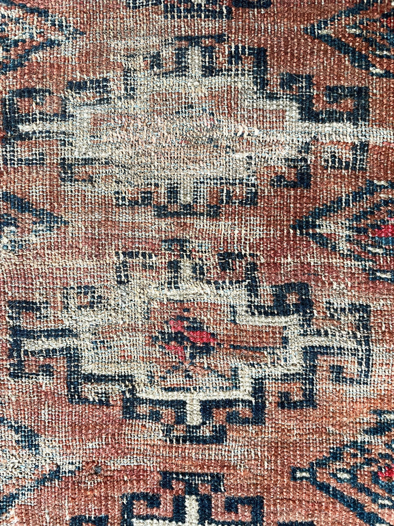 2'4"x3'6" Yomud Juwal Hand Knotted