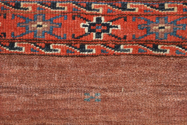 2'4"x3'7" Yomut Juval Hand Knotted