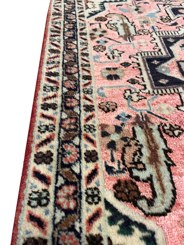 2'5"x3'3" Tabriz Hand Knotted