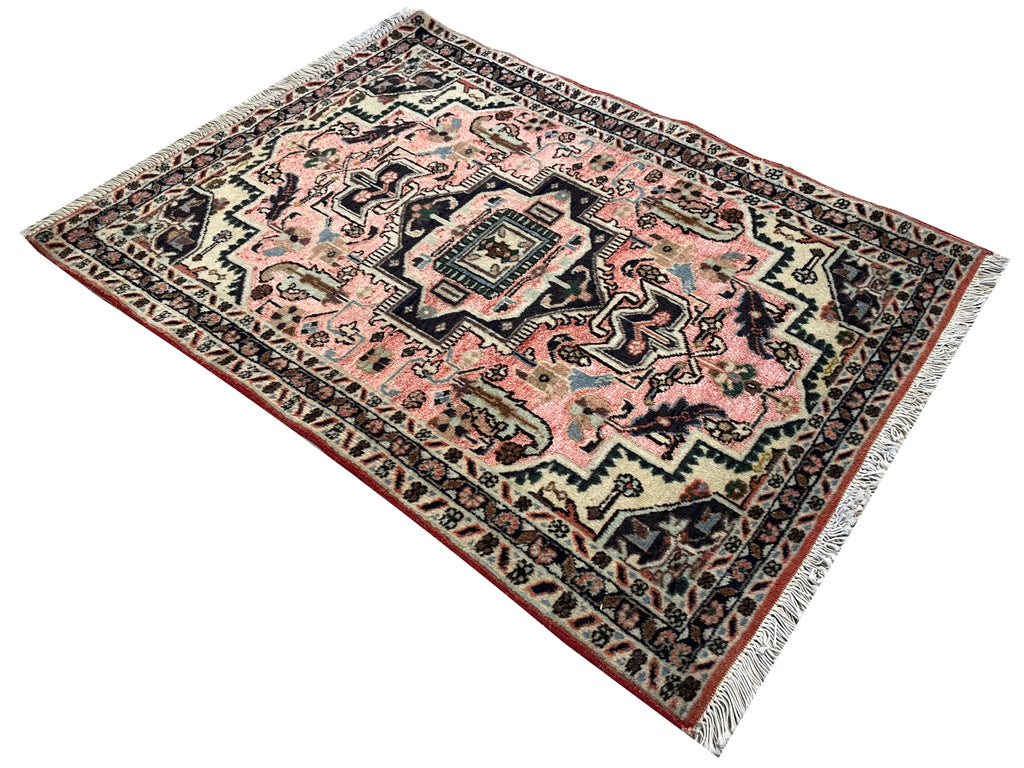 2'5"x3'3" Tabriz Hand Knotted