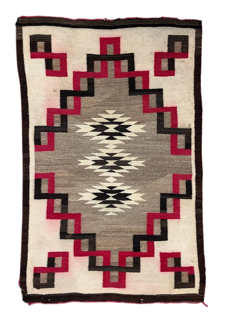 2'5"x3'9" Navajo Hand Knotted