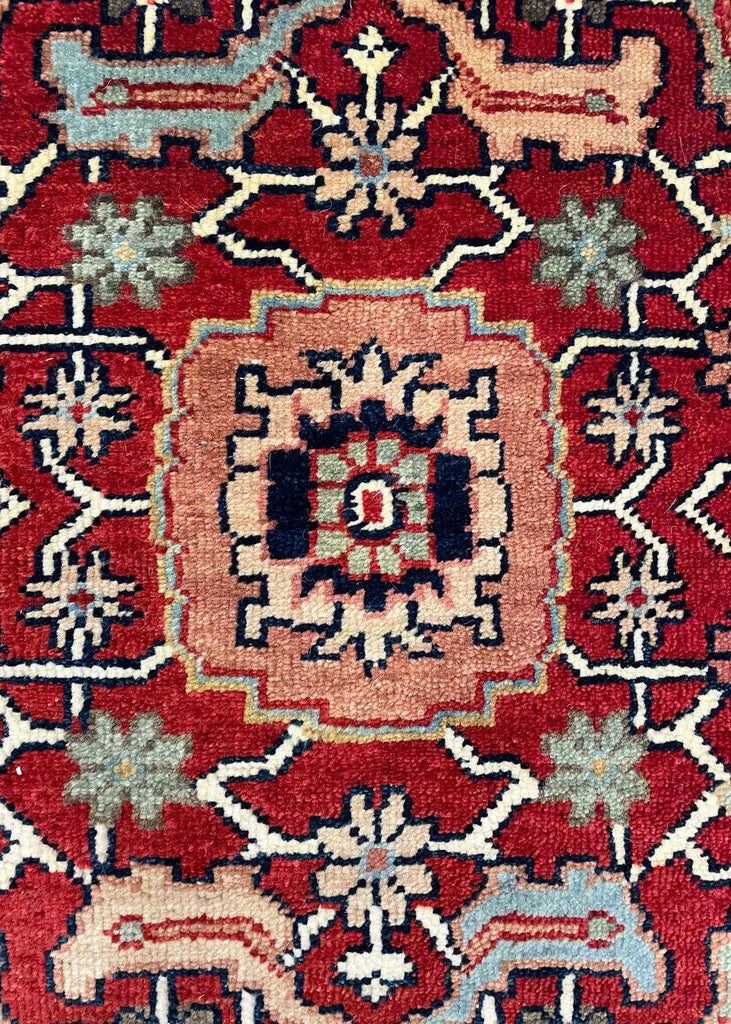 2'6"x11'11" Arabesque Hand Knotted
