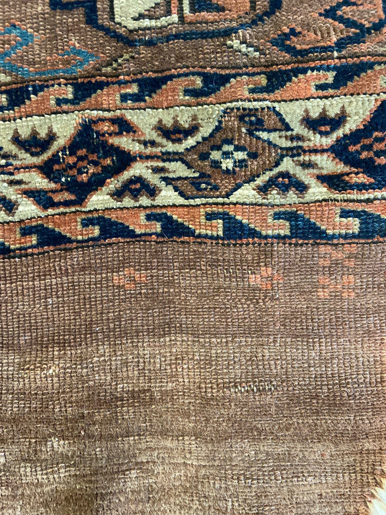 2'6"x2'10" Yomud Juwal Hand Knotted