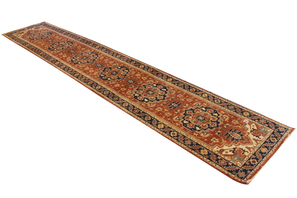 2'7"x14' Indo-Serapi Hand Knotted