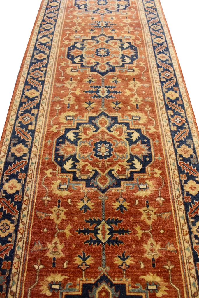 2'7"x14' Indo-Serapi Hand Knotted