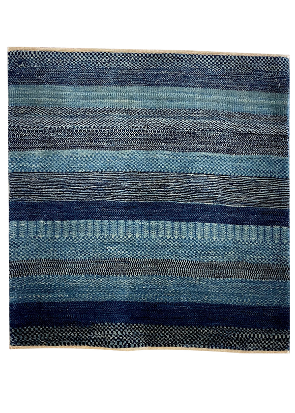 2'7"x2'9" Kashkuli Gabbeh Hand Knotted