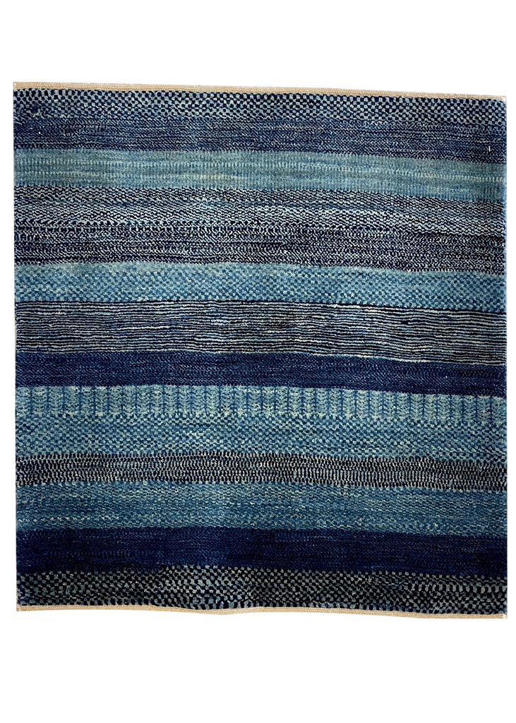 2'7"x2'9" Kashkuli Gabbeh Hand Knotted