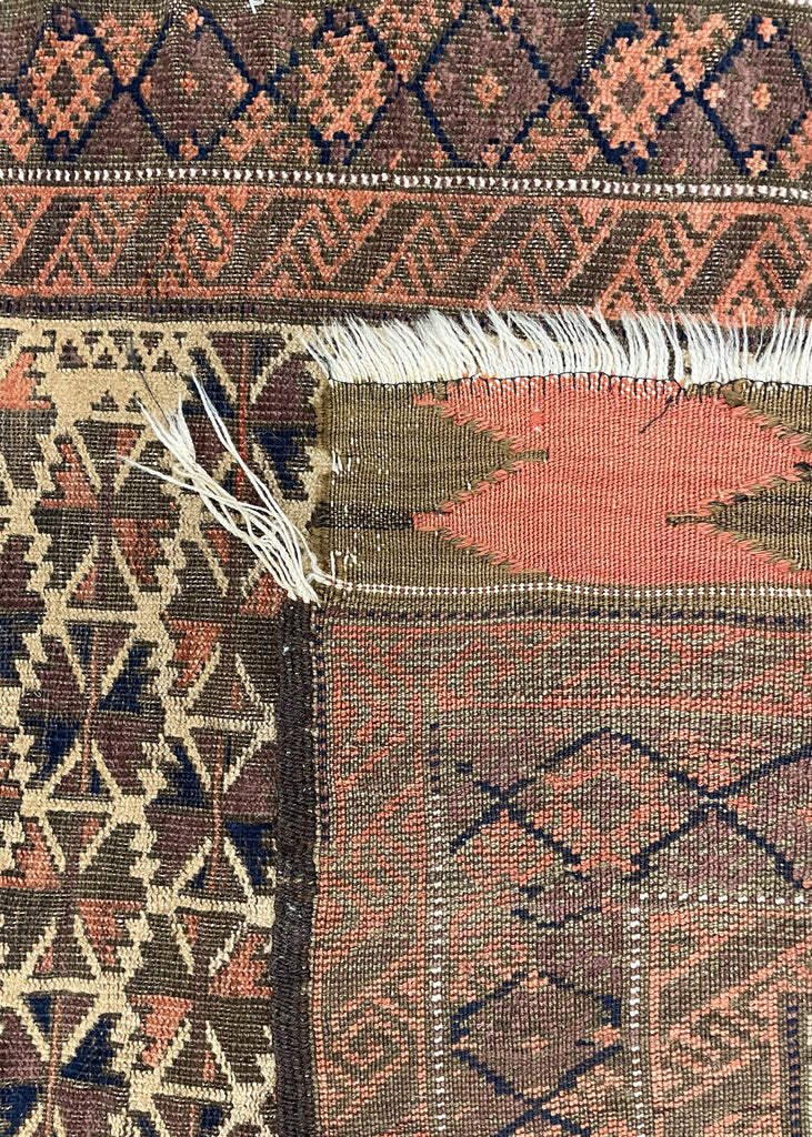 2'7"x4'10" Baluch Prayer Rug Hand Knotted