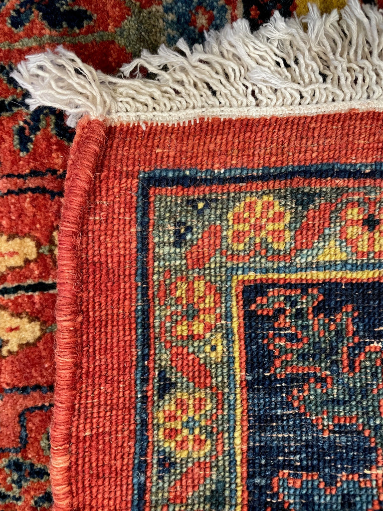 2'7"x5'4" Bidjar Hand Knotted