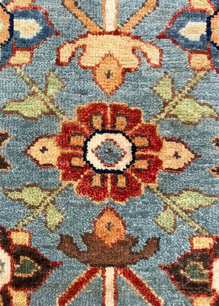 2'7"x9'11" Khanna Collection Hand Knotted