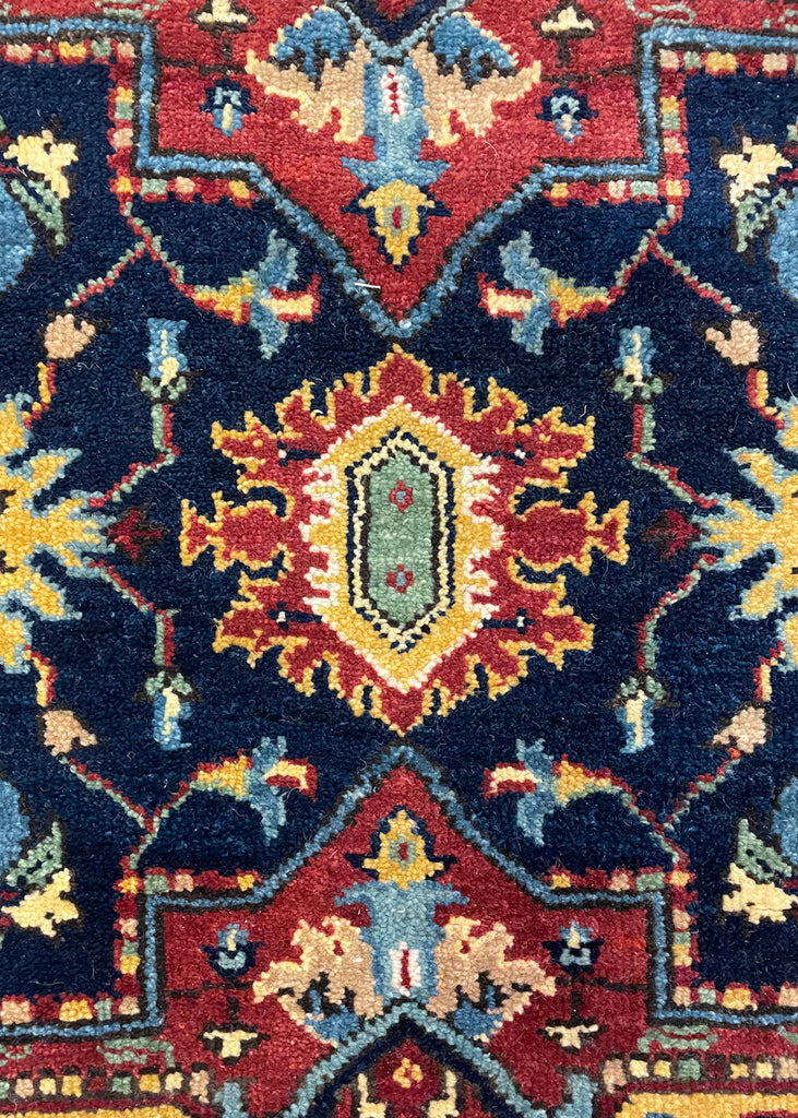 2'8"x10'1" Heriz Hand Knotted