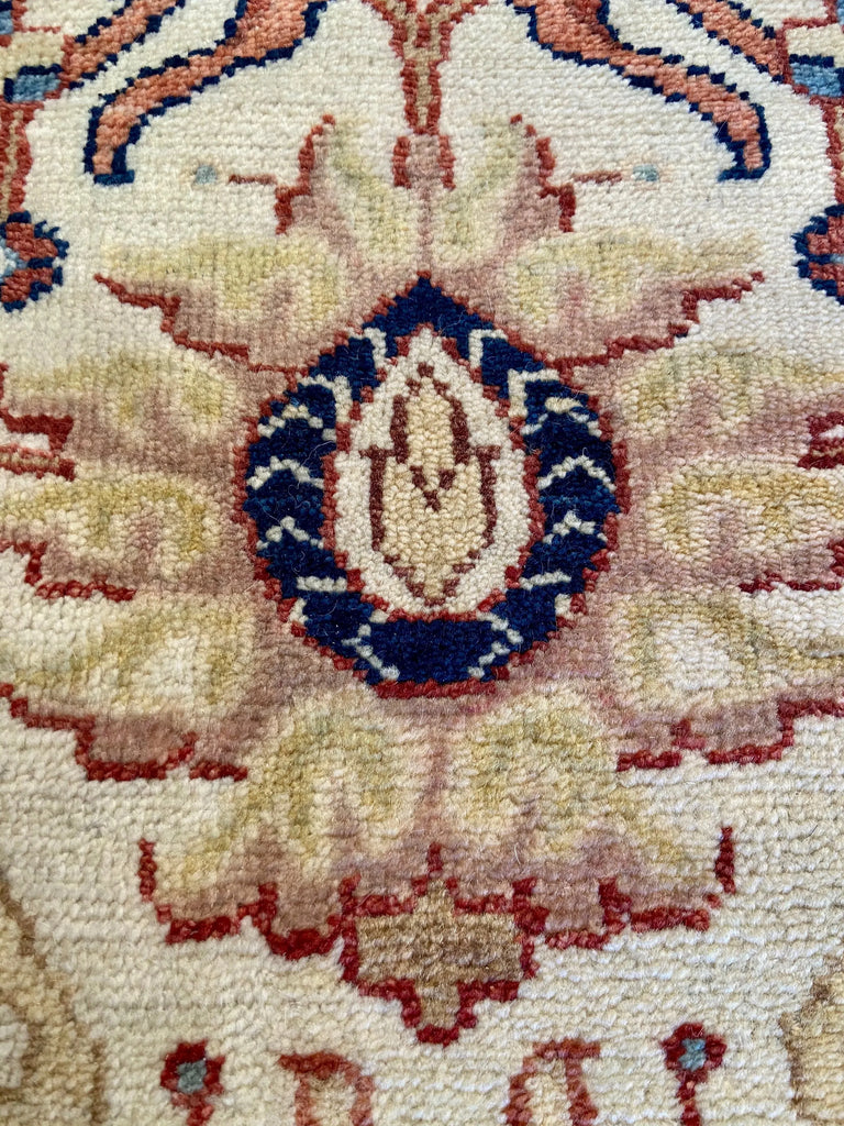 2'8"x10'1" Khanna Tabriz (s) Hand Knotted