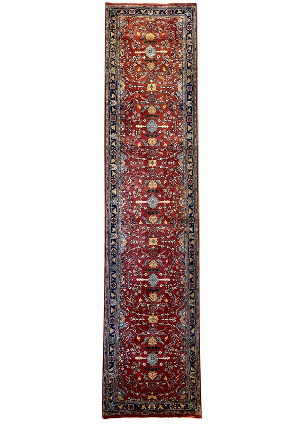 2'8"x11'8" Farahan Hand Knotted