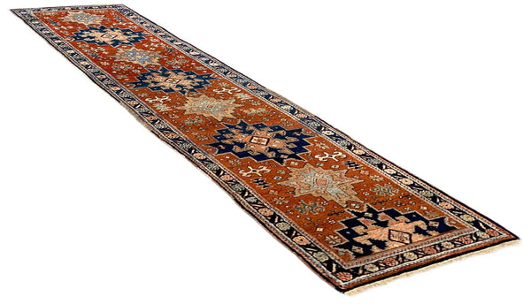 2'8"x11'8" Heriz Hand Knotted