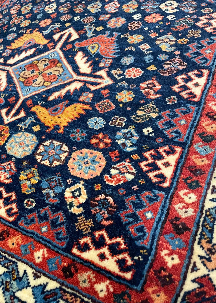 2'8"x2'4" Qashqai Hand Knotted