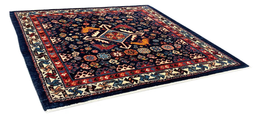 2'8"x2'4" Qashqai Hand Knotted