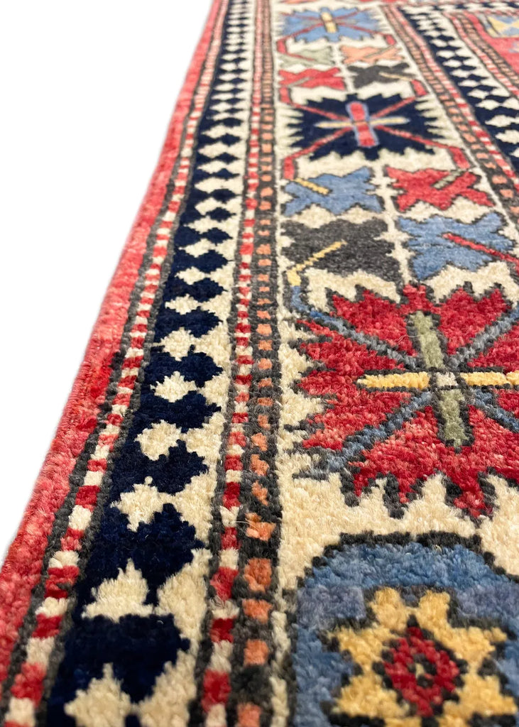 2'8"x3'2" Lori Hand Knotted