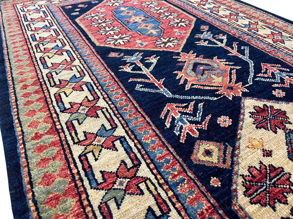 2'8"x5'10" Afghan-Shirvan Hand Knotted
